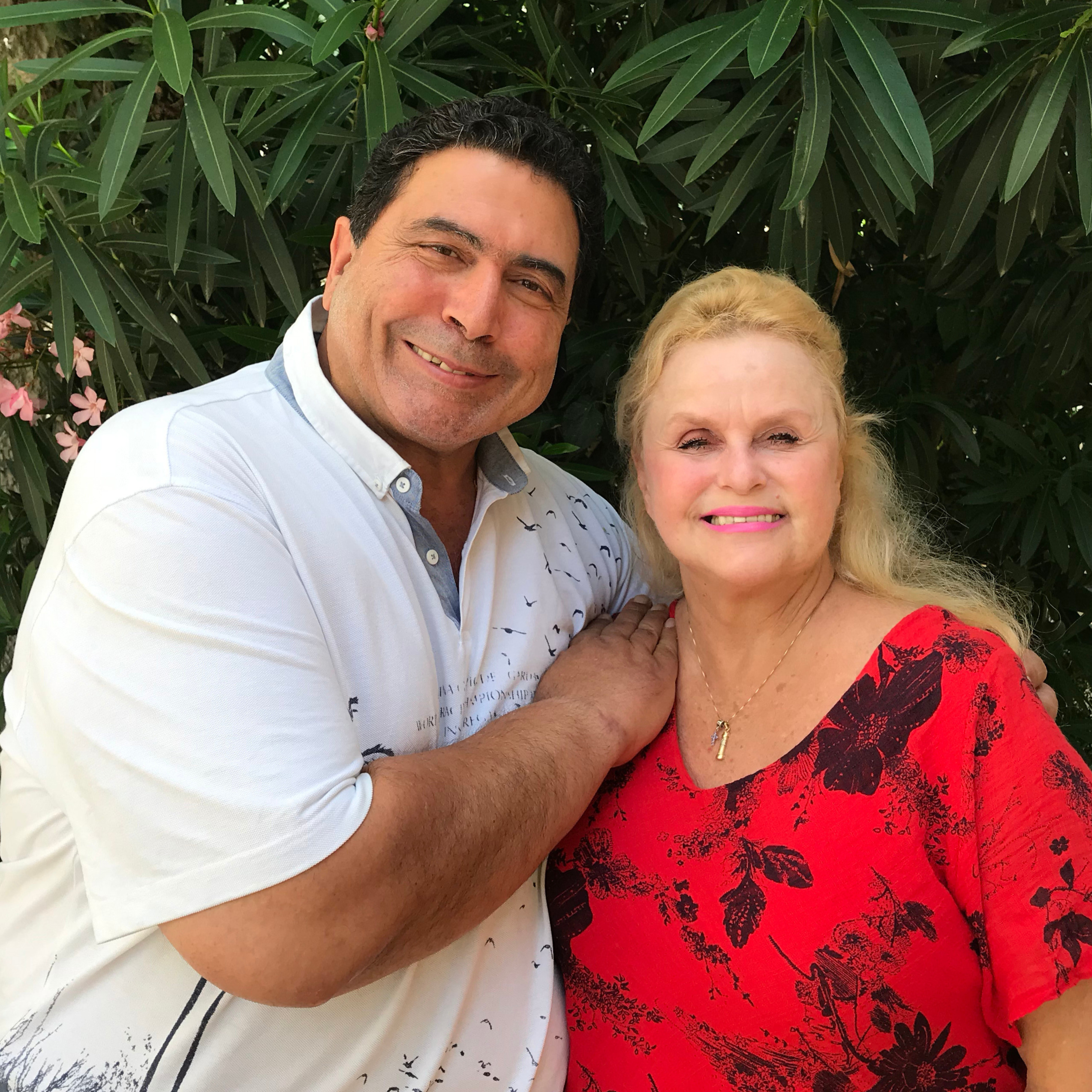 SHLOMY & MIRIAM ABRAMOV