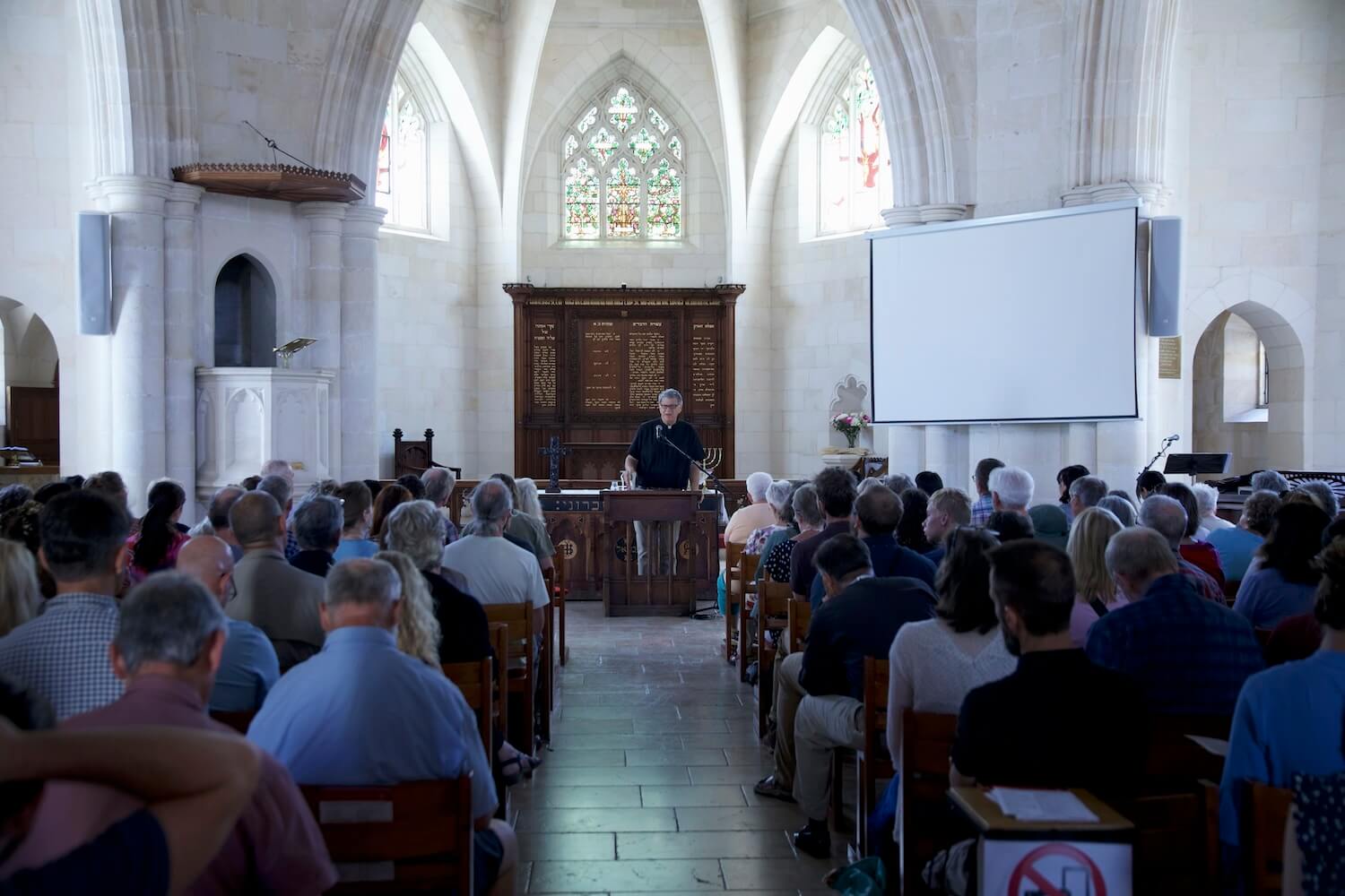 christ-church-jerusalem-service (1)